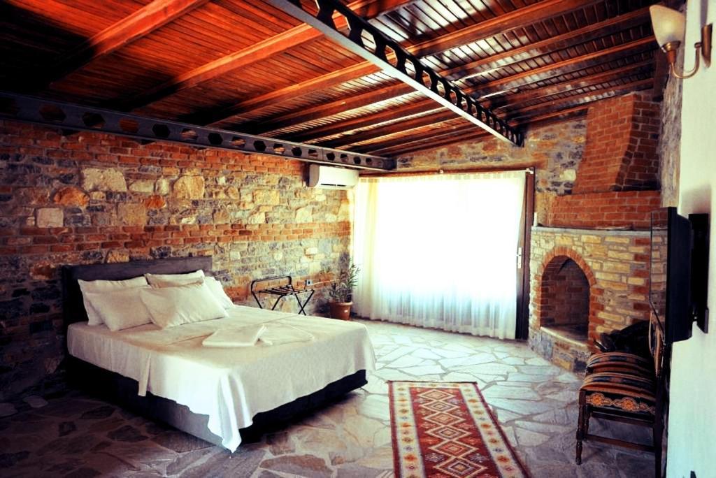 Pir Efes Konaklari Hotel Izmir Exterior photo